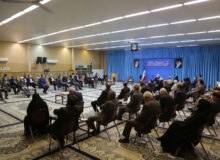 تصاویر دیدار جمعی از پیشکسوتان و فرهیختگان استان با آیت الله ناصری