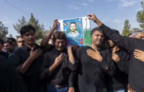 مراسم تشییع جنازه و نماز بر پیکر شهید جواد زارعی