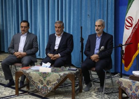 استان یزد یک الگوی تفکر و تدین‌ محور برای آموزش و پرورش تدوین کند
