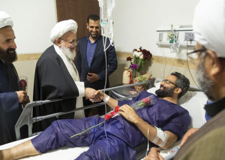 عیادت امام جمعه یزد از مجروحان حمله تروریستی راسک