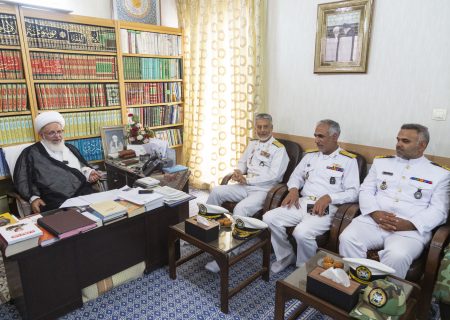 لزوم آگاهی جوانان از فداکاری های شهدا