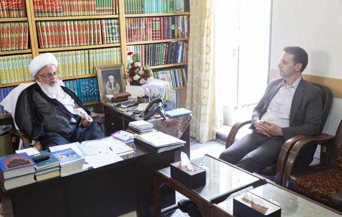 آبادانی یزد نیازمند همت بلند و پرهیز از تنگ نظری است