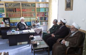 دیدار فرماندهی تیپ الغدیر یزد با نماینده ولی فقیه