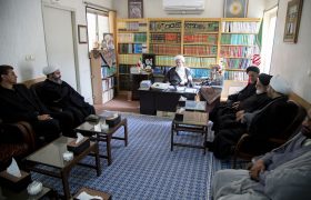 هماهنگی و برنامه ریزی برگزاری مراسم اعتکاف با حضور امام جمعه یزد