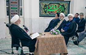 جلسه تفسیر قرآن کریم حضرت آیت الله ناصری با حضور مدیران استان