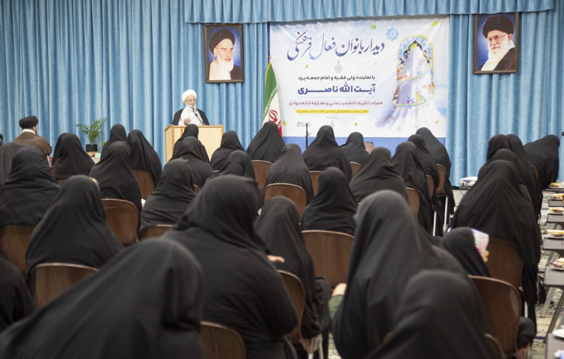 نیازمند تربیت افرادی فکور و آگاه برای آینده انقلاب هستیم