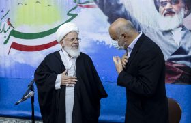 دیدار وزیر تعاون کار و رفاه اجتماعی با امام جمعه یزد