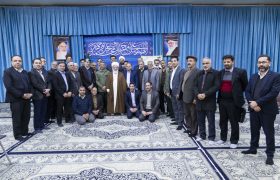 تجدید میثاق اصناف و بازاریان با نماینده ولی فقیه در استان به مناسبت دهه فجر و سالروز پیروزی انقلاب اسلامی