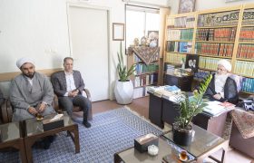 دیدار مدیر آموزش و پرورش ناحیه یک و معاونین با آیت الله ناصری