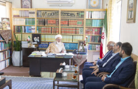 دیدار مدیران مدارس معارف سعادت با امام جمعه یزد