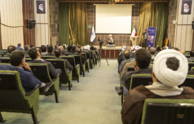 جلسه تفسیر قرآن کریم آیت الله ناصری