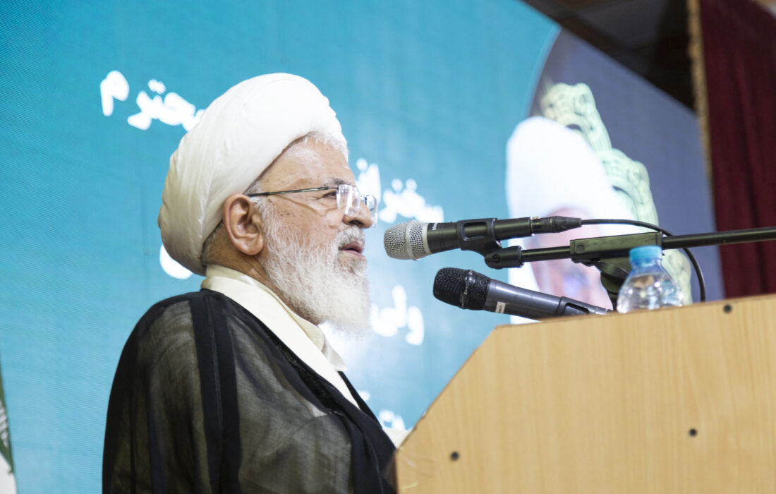 تقدیر امام جمعه یزد از عملکرد نیروی انتظامی استان در حفظ امنیت