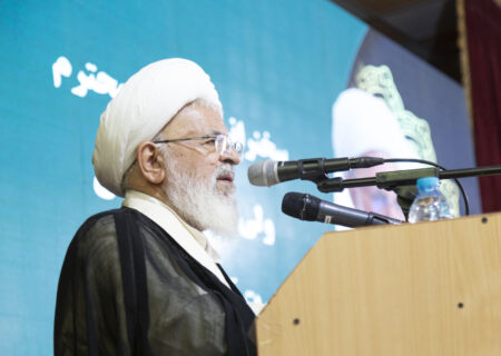 تقدیر امام جمعه یزد از عملکرد نیروی انتظامی استان در حفظ امنیت