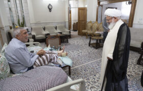 عیادت امام جمعه یزد از جانباز دفاع مقدس امیرحسینی