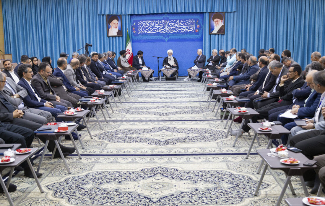 خدمت صادقانه و سریع به مردم، نشانه عمل به تکلیف الهی است