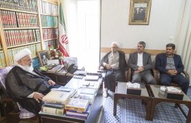 دیدار رئیس کل دادگستری و دادستان یزد با آیت الله ناصری